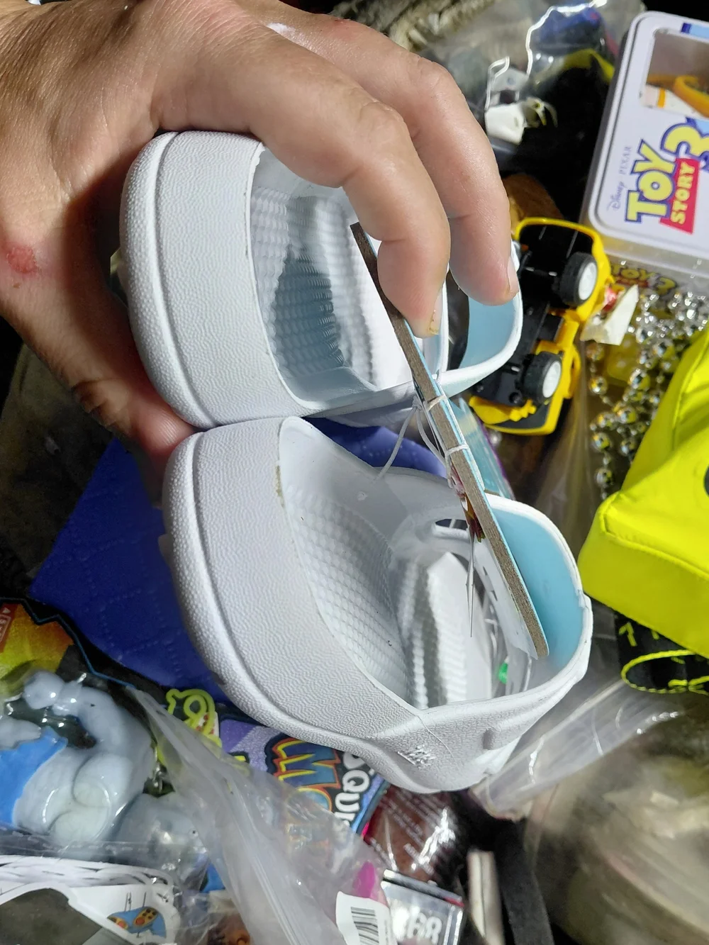 white Totes double-strap slide sandals Everywear technology kids 2-3
